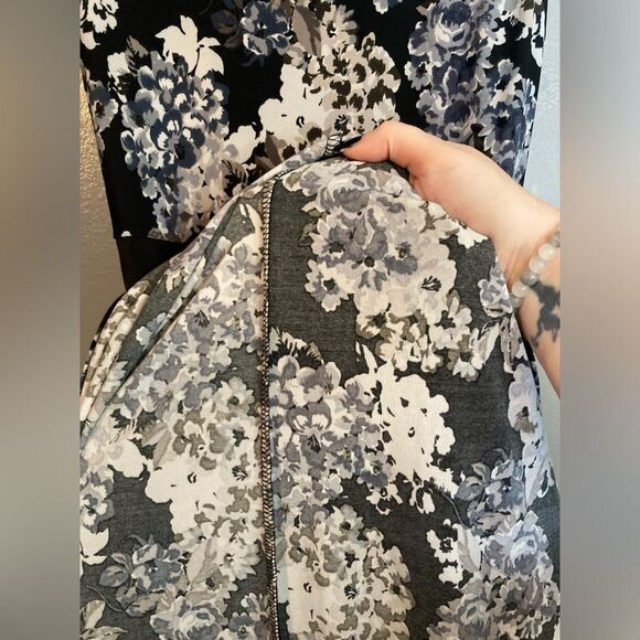 Madmazelle floral maxi dress - Picture 6 of 6